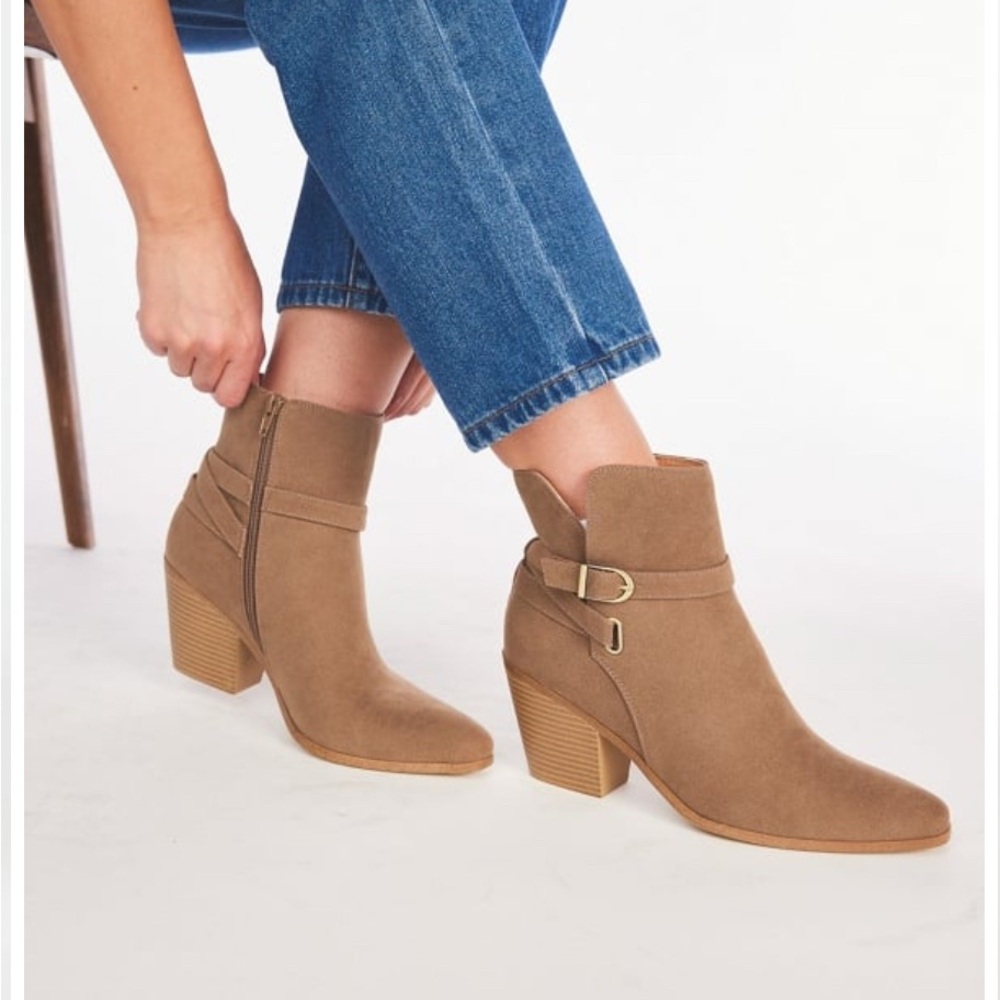 Bootie - Picture 3 of 6